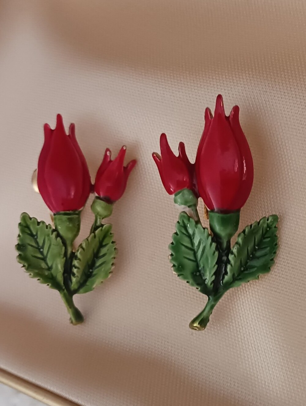 Vintage Red Rosebud Enamel Clip-On Earrings - Green Leaves
